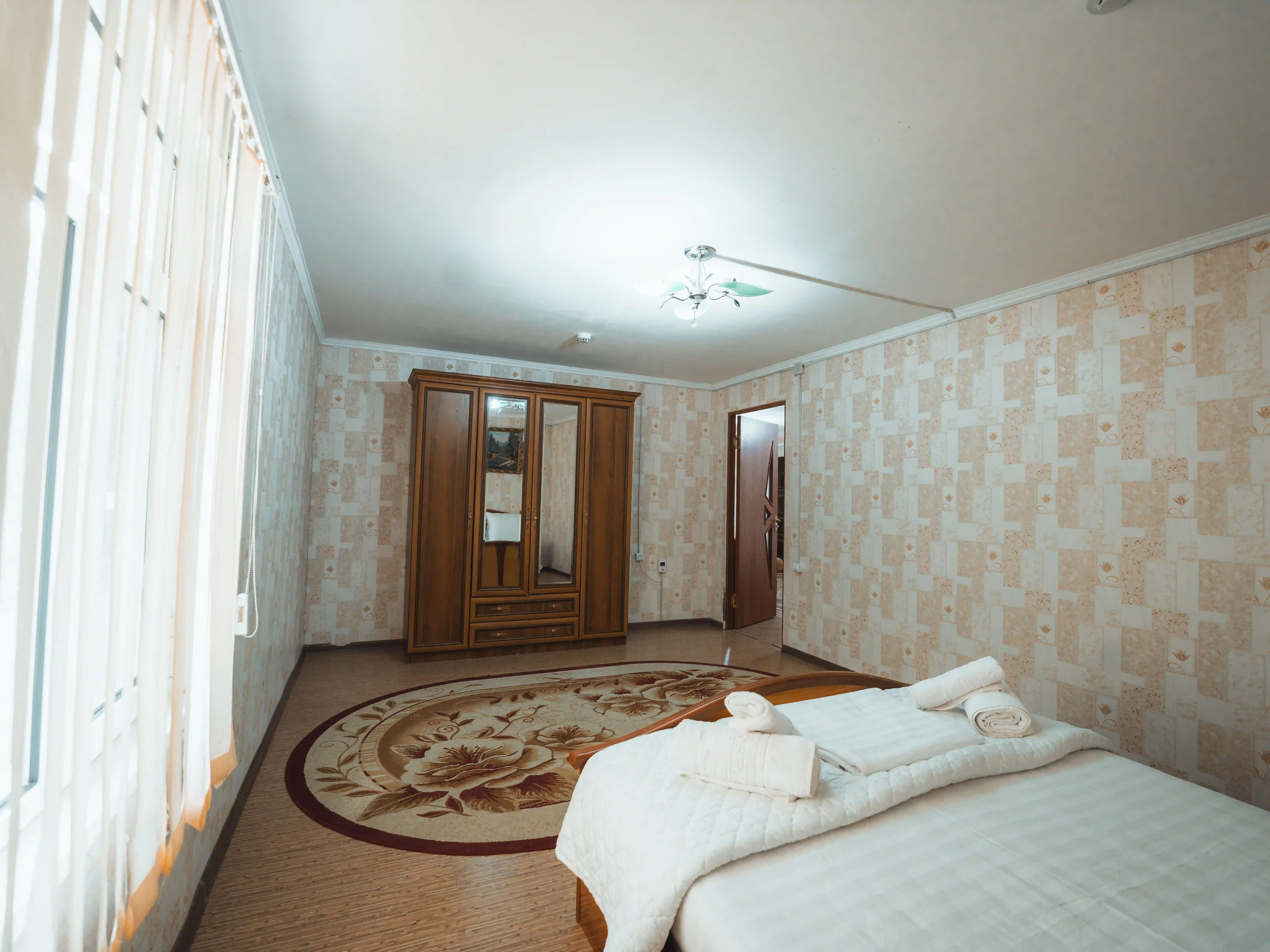 6-person Cottage Interior 4