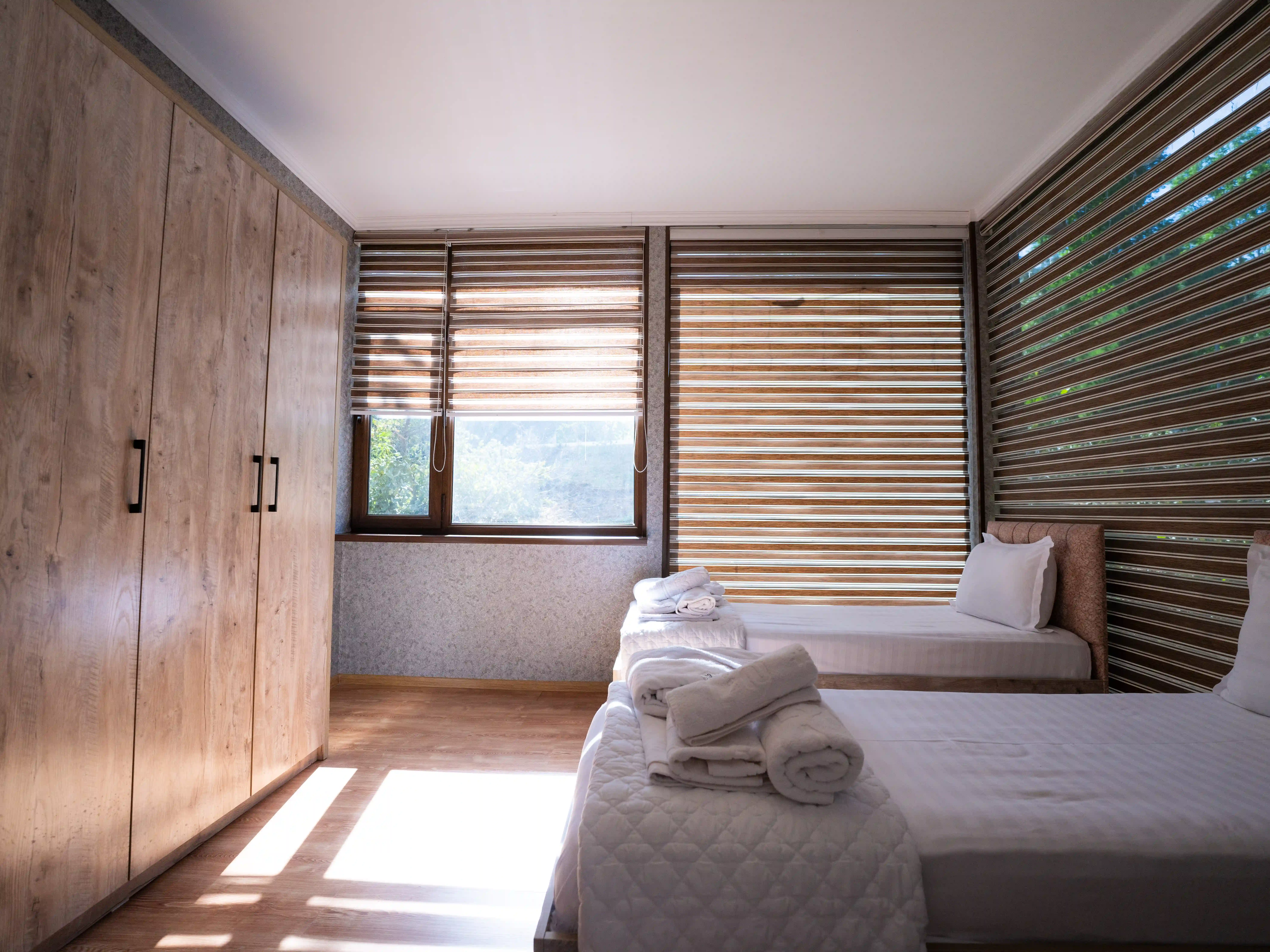 10-person Cottage Interior 3