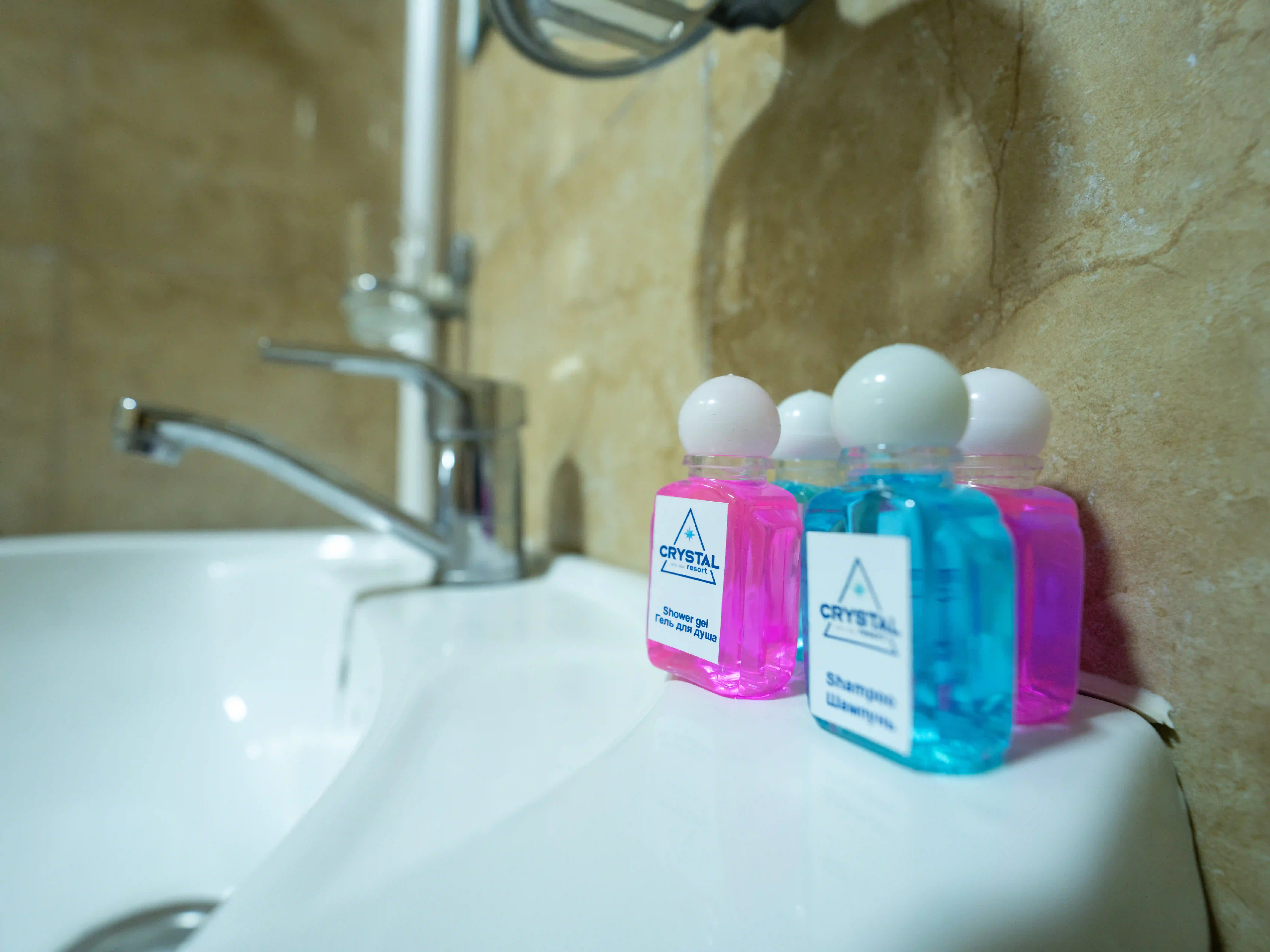 Standard 2-person Room Interior 2